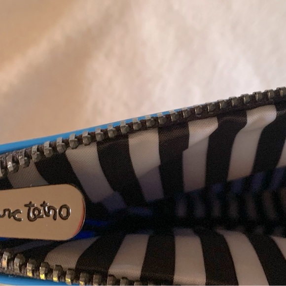 Marc Tetro Tote Bag - Picture 4 of 7